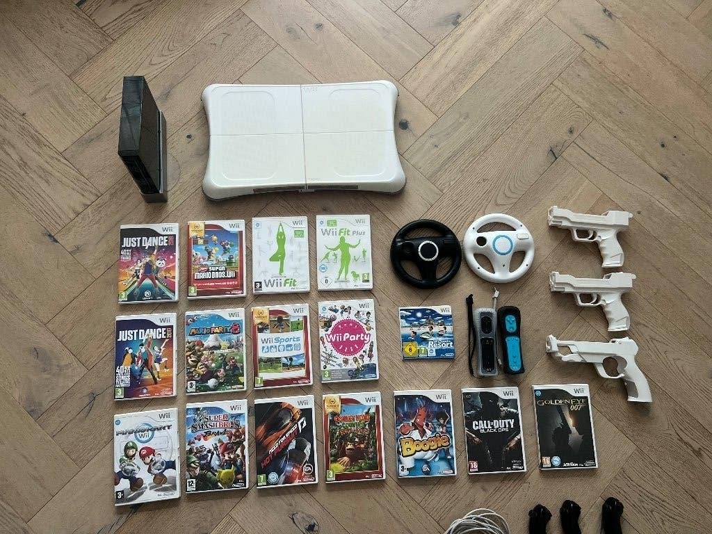 Nintendo Wii  set + Balance Board + accessoires + 16 Games, Ophalen, Gebruikt
