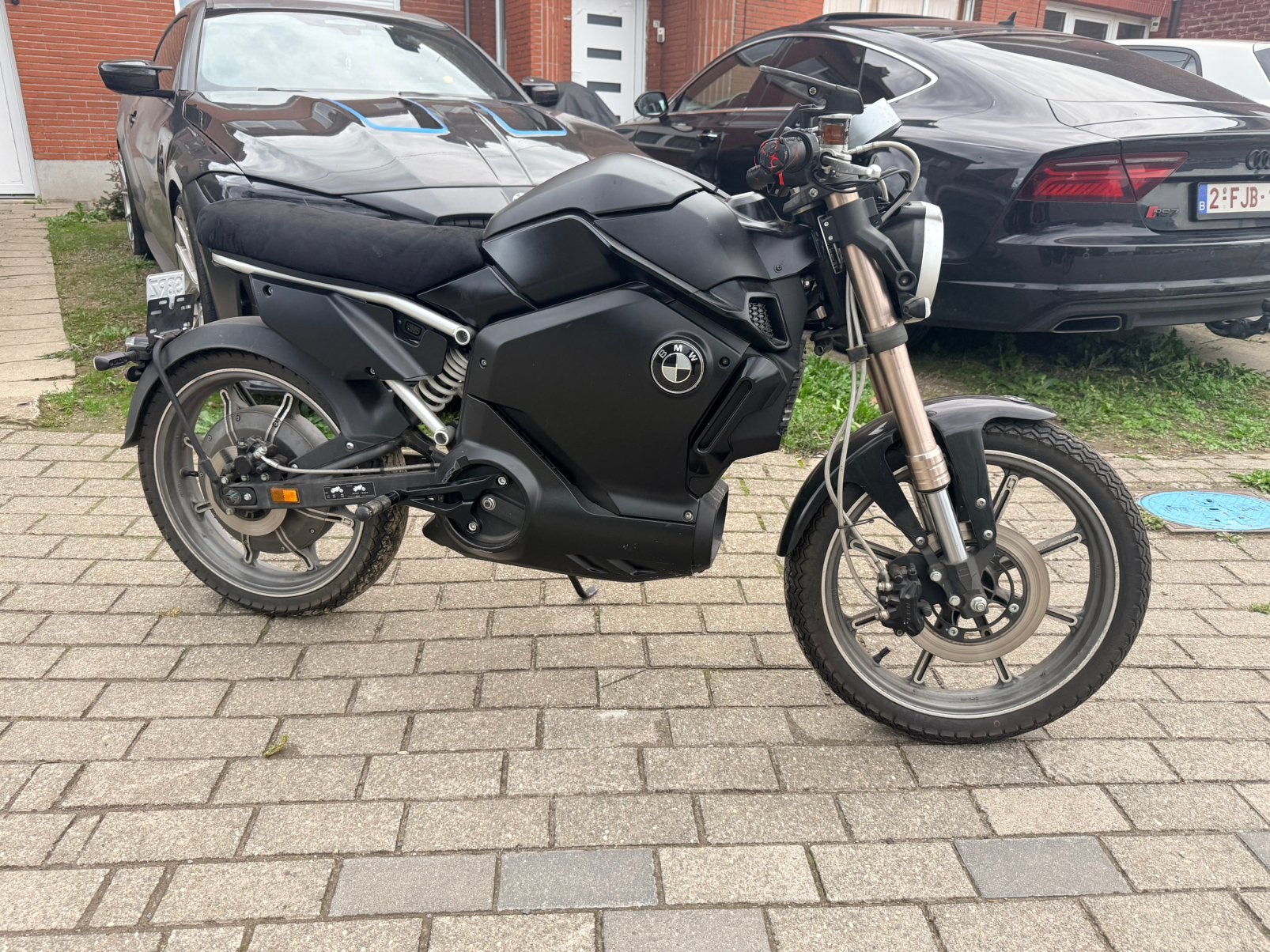 Super Soco TC custom (75 km/h), Enlèvement