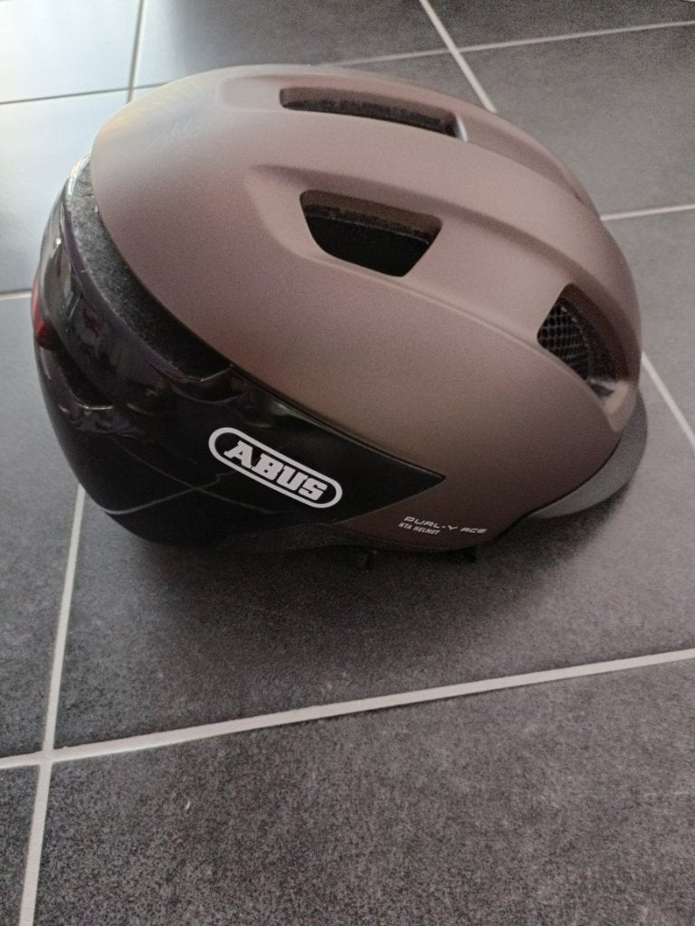 Fietshelm, Ophalen, Zo goed als nieuw, Overige merken