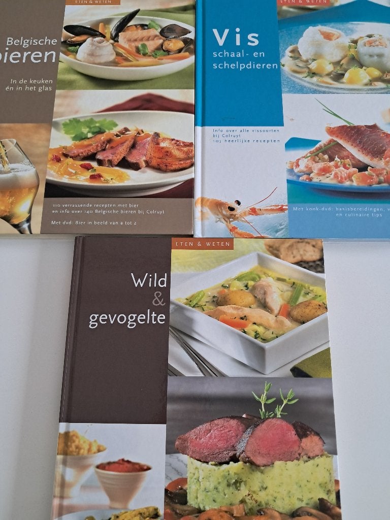 3 Colruyt kookboeken reeks 'Eten en weten', Hoofdgerechten, Ophalen of Verzenden, Zo goed als nieuw, Colruyt