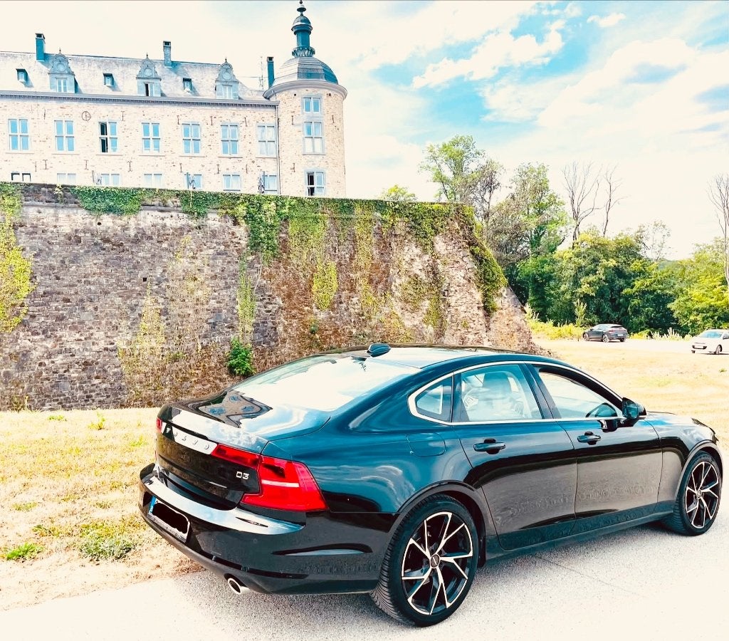 Volvo S90 D3 diesel 2018 leer 88000 km, Auto's, 4 deurs, Zwart, Leder, 1500 kg