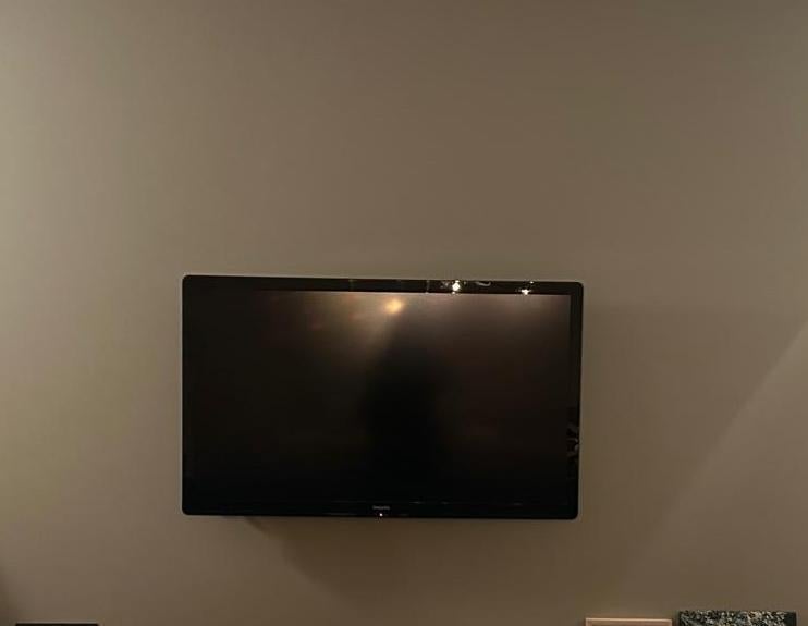 Philips TV 42 PLF incl. ophangsysteem, Audio, Tv en Foto, Televisies, Ophalen, Gebruikt, Philips