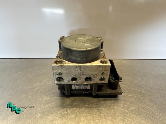 Pompe ABS d'un Opel Corsa (Corsa D 07-), -, Opel, 3 mois de garantie, Utilisé