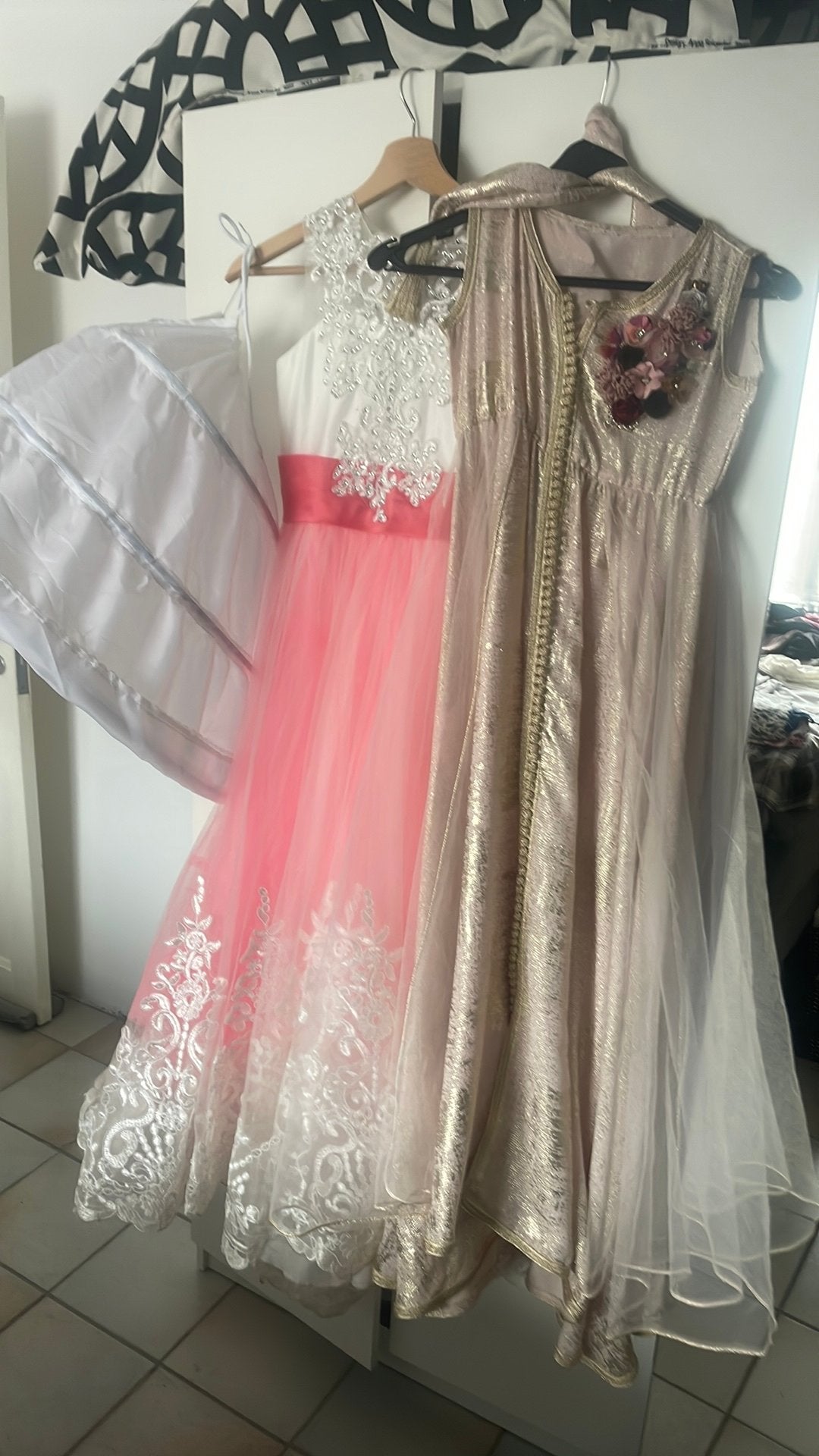 Robe, Enlèvement, Comme neuf