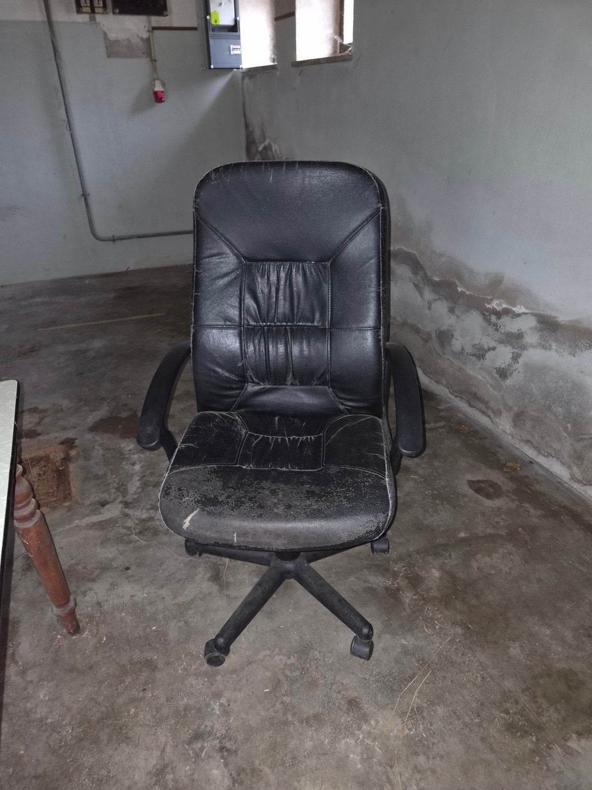 fauteuil de bureau, Enlèvement