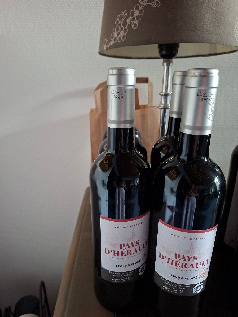 Vin, Collections, Enlèvement