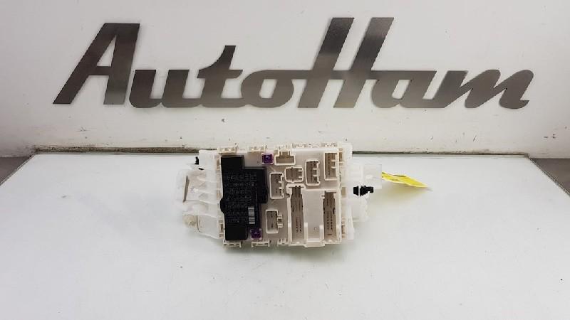 BOITIER FUSIBLES Suzuki Swift (ZA / ZC / ZD), Suzuki-Allee 7
64625  Bensheim, DE, Suzuki Deutschland GmbH, Kontakt@suzuki.de, Utilisé