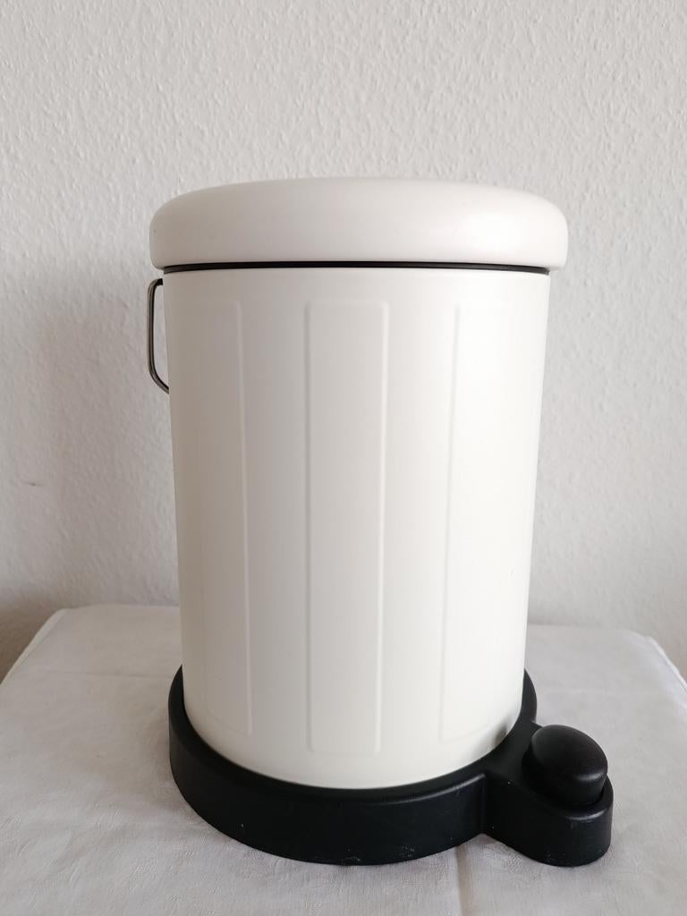 IKEA TOFTAN 303.447.70, poubelle de salle de bain, 4l, Huis en Inrichting, Woonaccessoires | Prullenbakken, Ophalen