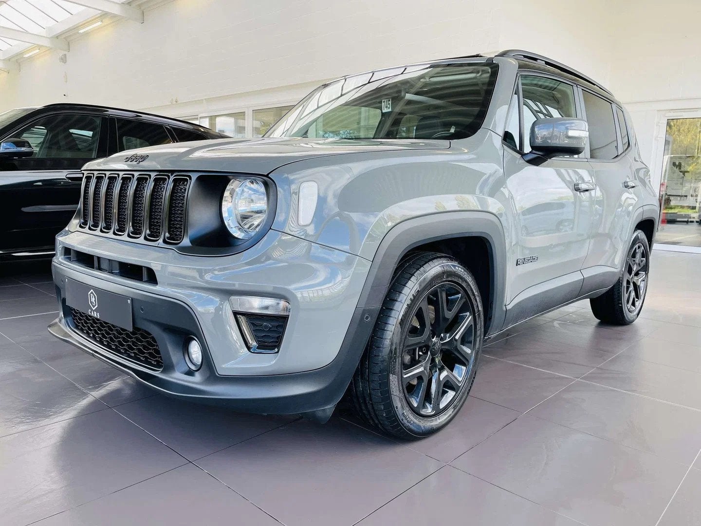 Jeep Renegade 1.3 * GARANTIE + TOIT PANO + GPS + CUIR *, Auto's, Automaat, Gebruikt, Leder, 5 zetels