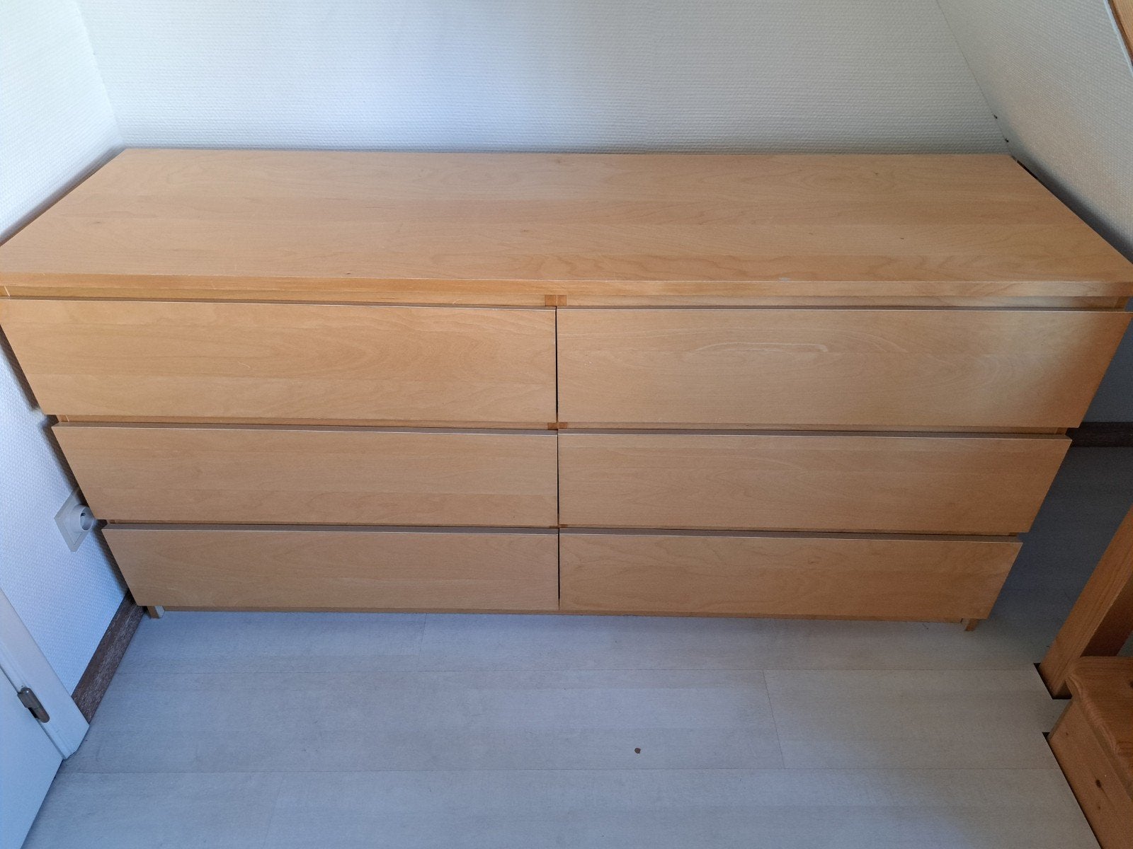 Commode IKEA MALM 6 tiroirs, plaqué bouleau — À DONNER, Maison & Meubles, Armoires | Commodes, Enlèvement