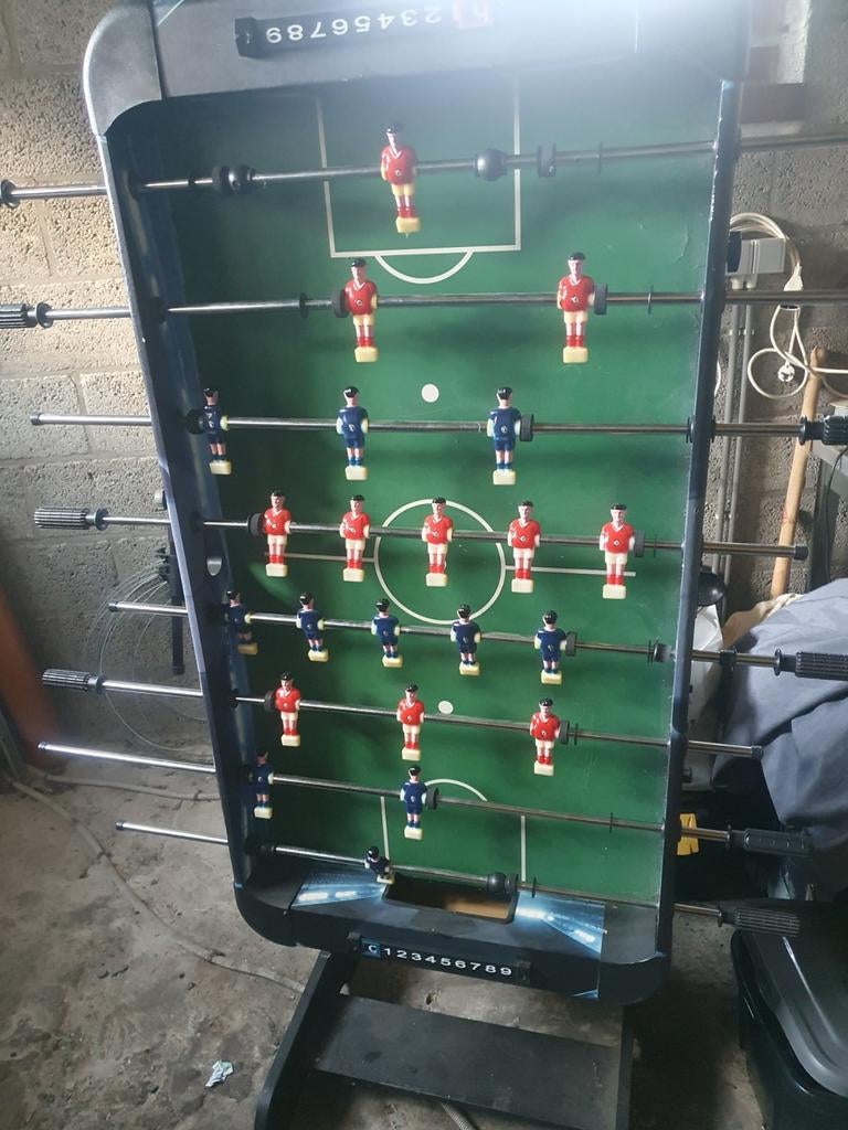 Kiker ( baby foot), Kinderen en Baby's, Speelgoed | Voetbaltafels, Ophalen