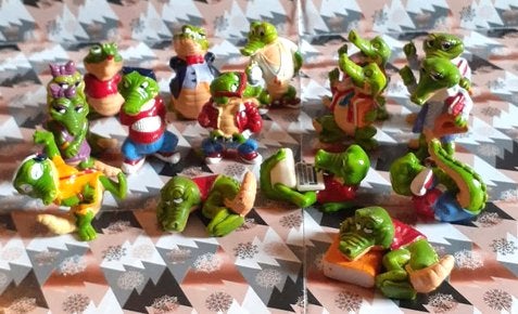 16 figurines kinder serie croco les crazy crocos, Enlèvement ou Envoi, Utilisé, Figurines