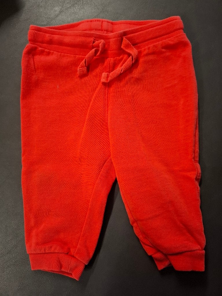 Baby warme trainingsbroek 3 - 6 maanden, Kinderen en Baby's, Babykleding | Maat 68, Gebruikt, Broekje, Jongetje of Meisje, H&M