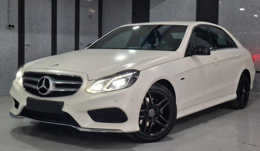 MERCEDES CLASSE E200D EURO 6B PACK-AMG 2015 AUTOMATIQUE, Automaat, Leder, Diesel, Te koop