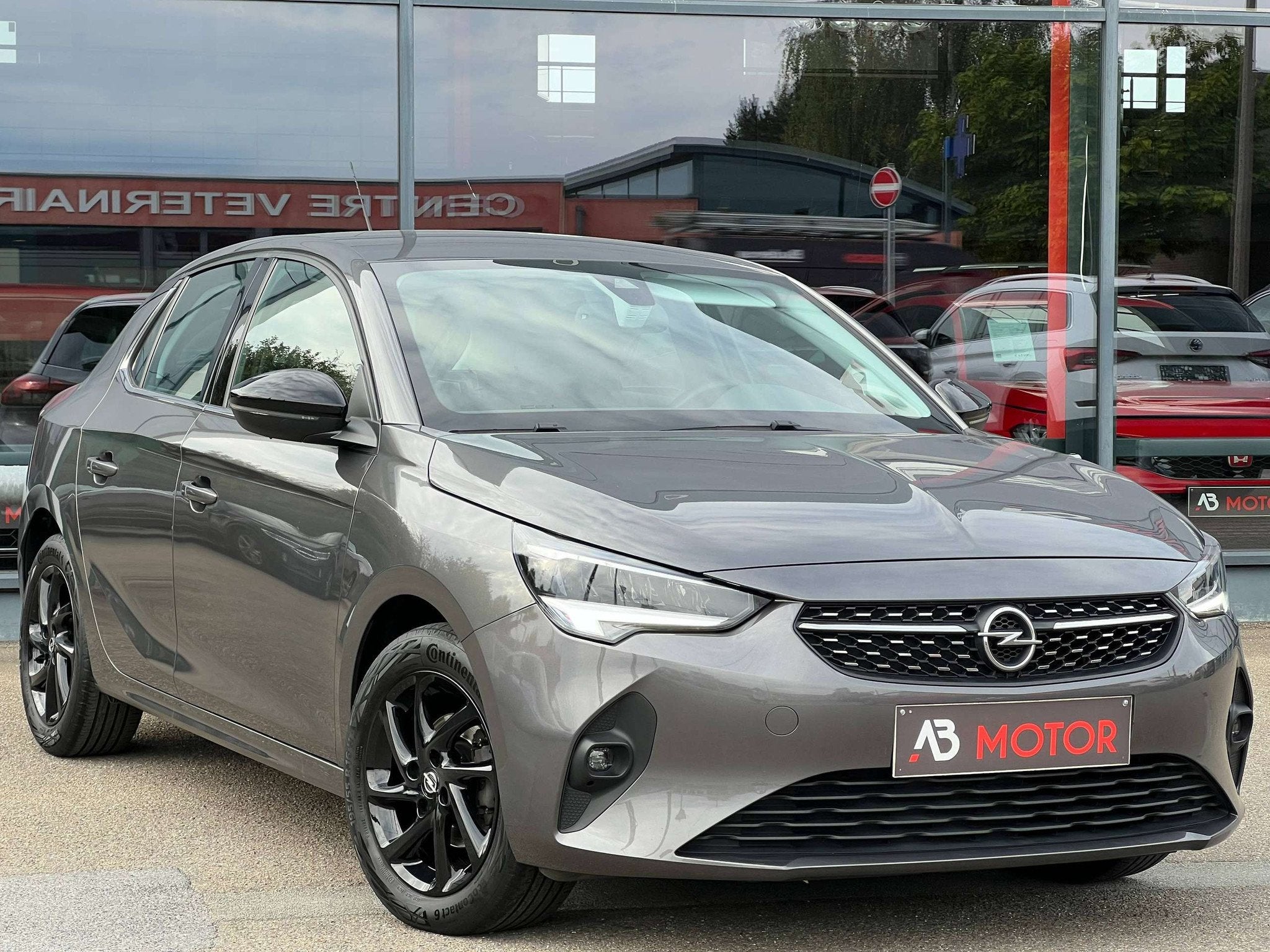 Opel Corsa Corsa 1.2i Cockpit Semi Cuir Car Play Régulateur, Autos, Argent ou Gris, Euro 6, Entreprise, Boîte manuelle