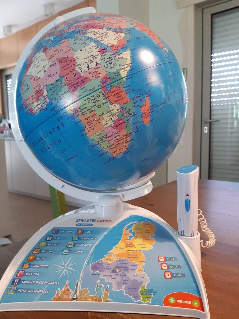 Clementoni interactieve wereldbol, Ophalen, Zo goed als nieuw, Puzzelen