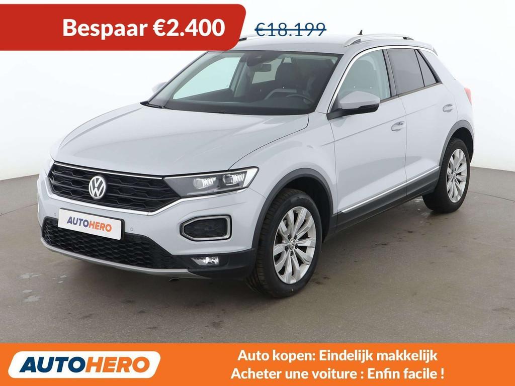 Volkswagen T-Roc 1.5 TSI ACT Sport (bj 2019, automaat), Auto's, Volkswagen, 1350 kg, Wit, https://public.car-pass.be/vhr/30edbb06-7611-4050-94f6-e978d9b7ba15