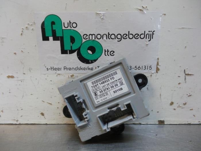 Module verrouillage central des portes d'un Ford Mondeo (Mon, -, -, -, Enlèvement ou Envoi