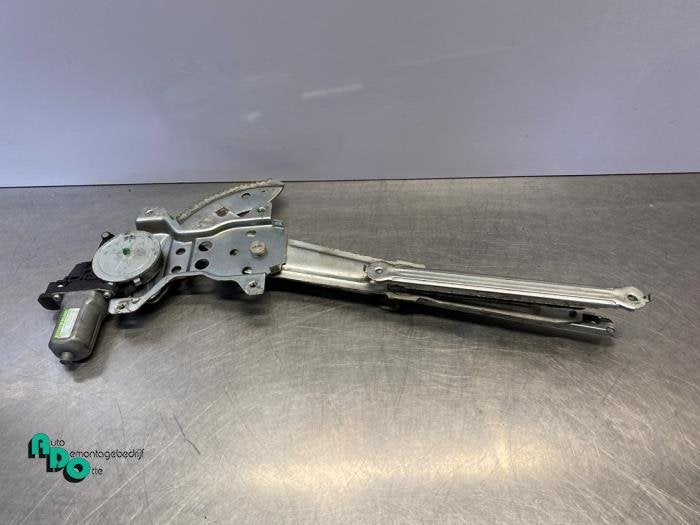 Mécanique vitre 4portes avant gauche d'un Nissan Pixo (Pixo, -, 3 mois de garantie, Utilisé, -