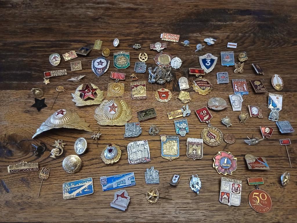 Lot d'insignes URSS soviétique, Envoi, Armée de terre, Emblème ou Badge