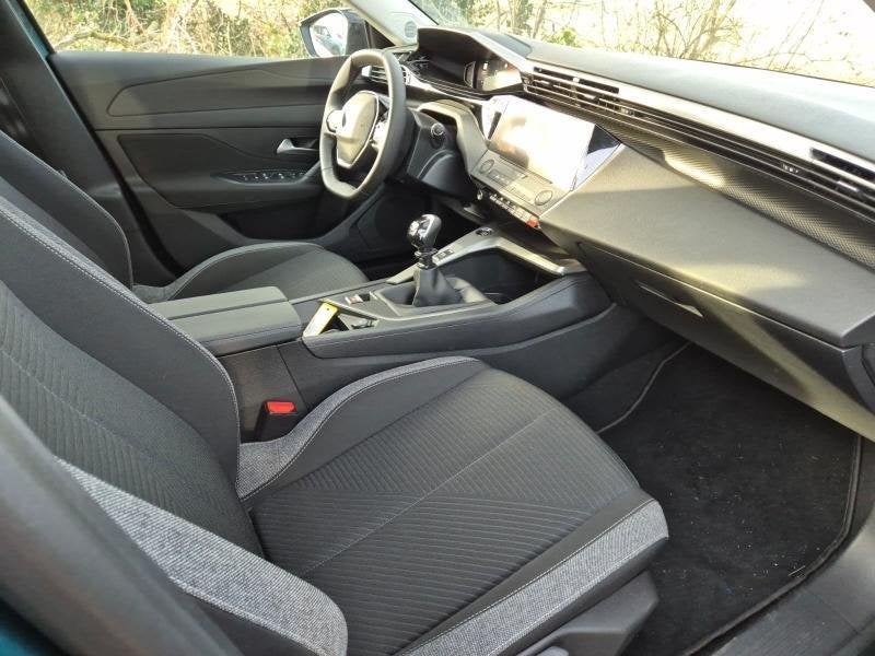 Peugeot 308 III & e- Active Pack, Achat, Euro 6, Entreprise, Boîte manuelle