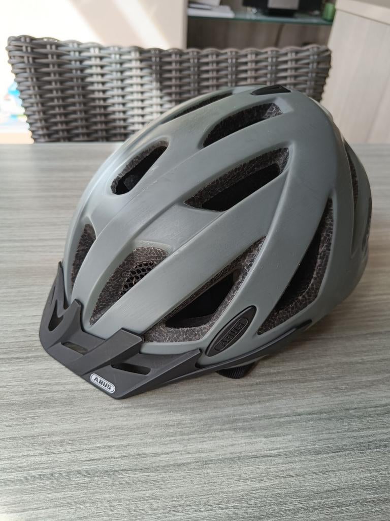 Fietshelm abus, Enlèvement