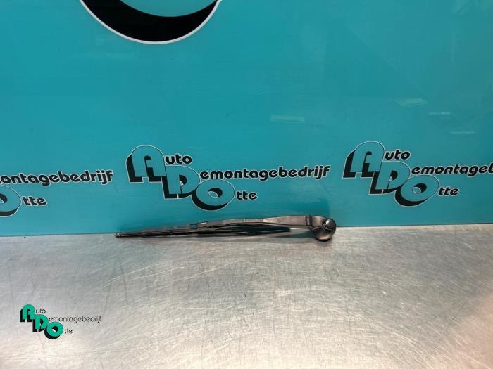 Ruitenwisserarm achter van een Volkswagen Polo (Polo 01-), Gebruikt, -, Volkswagen, -