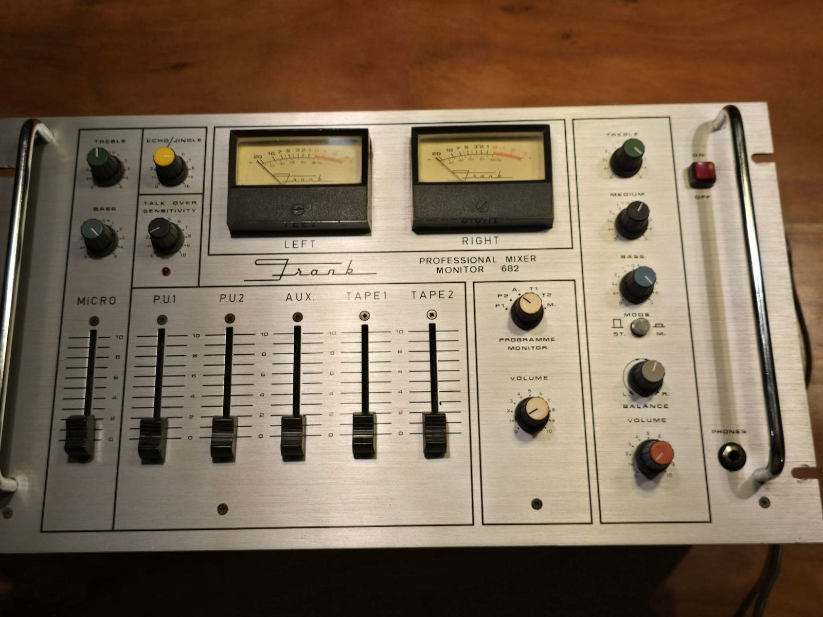 Frank 682, Muziek en Instrumenten, Ophalen of Verzenden, 5 tot 10 kanalen, Microfooningang