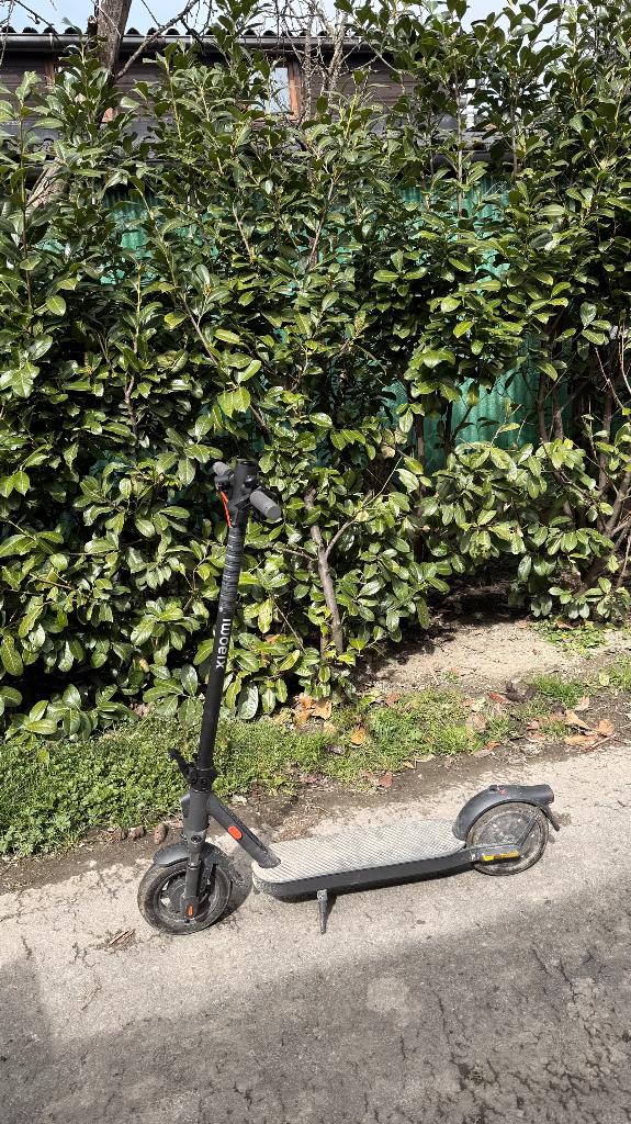 Xiaomi Electric Scooter Élite - Trottinette, Enlèvement, Comme neuf, Step électrique (E-scooter), Xiaomi