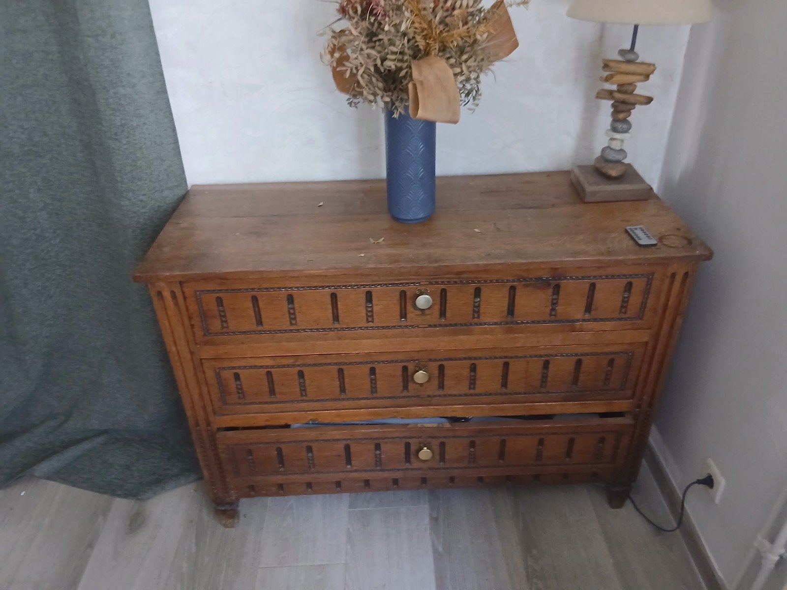 Meuble bois 3 tiroirs, 100 à 150 cm, Comme neuf, Enlèvement, 75 – 100