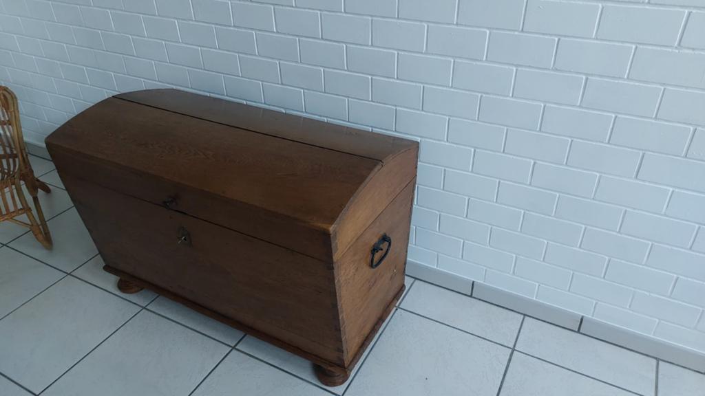 Eiken koffer, linnenkist, Enlèvement, Chêne