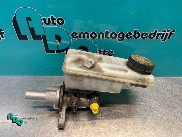 Hoofdremcilinder van een Renault Kangoo (Kangoo 2 08-), Gebruikt, -, Renault, -