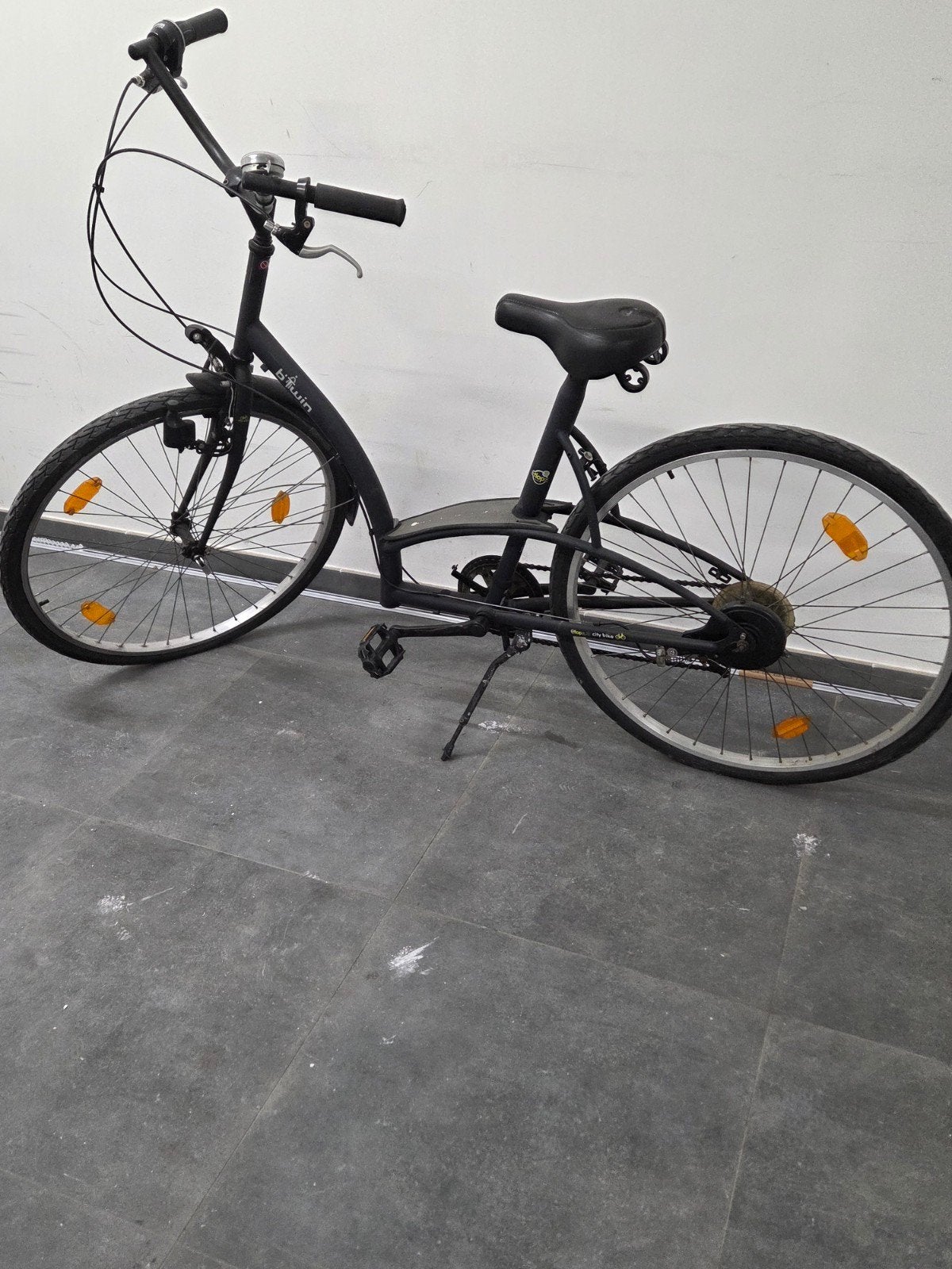B twin damesfiets, Fietsen en Brommers, Ophalen of Verzenden