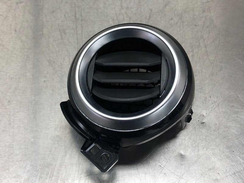 DIVERS Luchtrooster zijkant Nissan Micra (K14) (|00227375|), Utilisé, Nissan