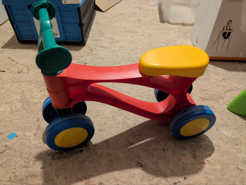 Petit vélo lena, Enfants & Bébés, Jouets | Extérieur | Véhicules & Draisiennes, Enlèvement