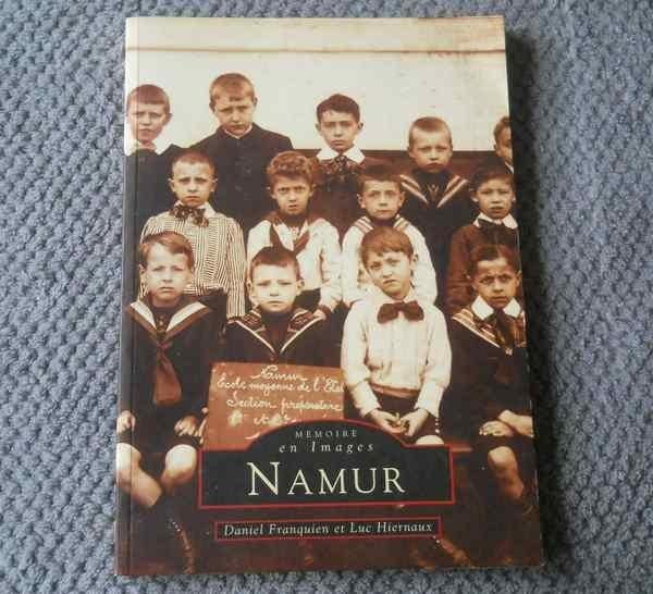 Namur , mémoire en images (Daniel Franquien & Luc Hiernaux), Ophalen of Verzenden, Gelezen