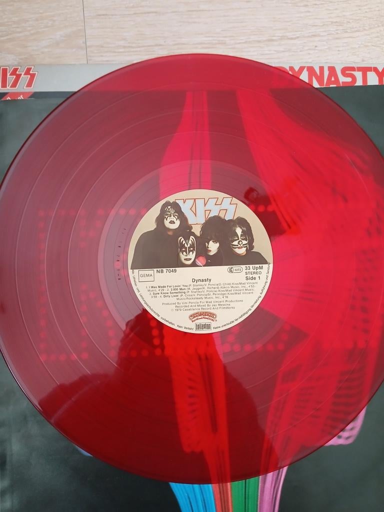 Vinyl Kiss 33 Tours rode editie, Cd's en Dvd's