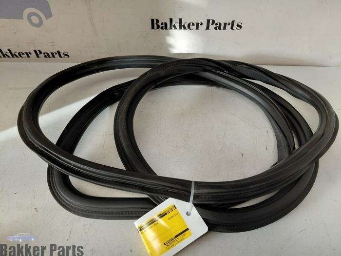 Portierrubber 4Deurs rechts-voor van een Audi Q5, Gebruikt, -, -, Audi
