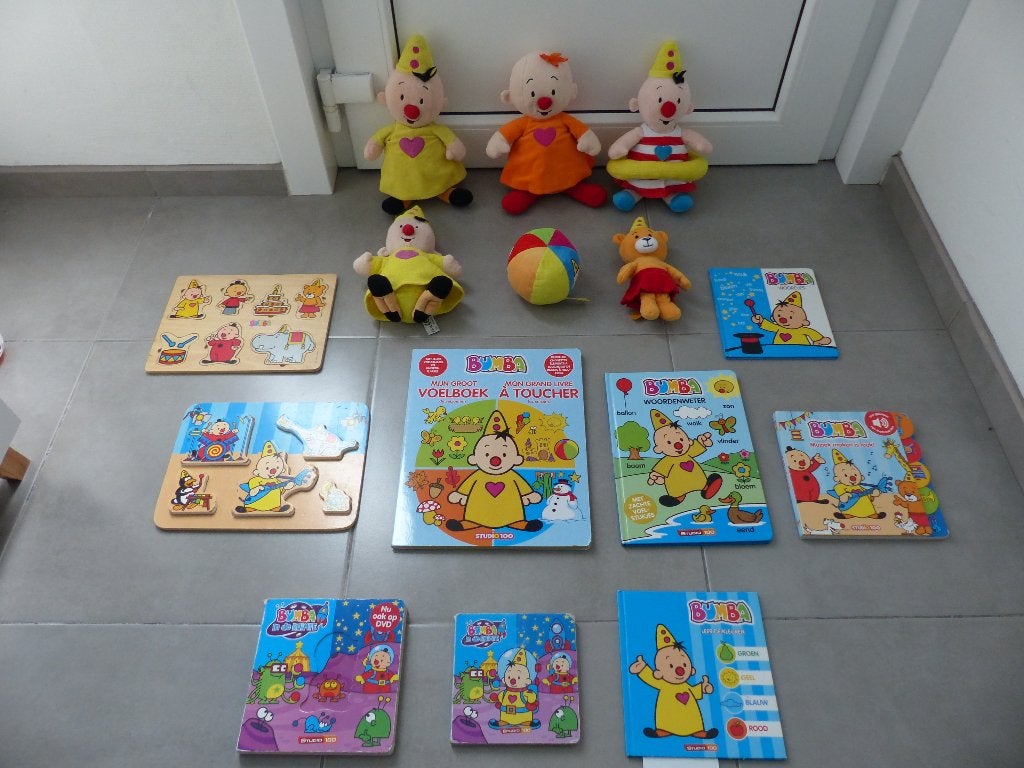 Knuffels - Puzzels - Boekjes Bumba - zie omschrijving, Kinderen en Baby's, Ophalen of Verzenden, Gebruikt, Geel, Knuffeldoekje