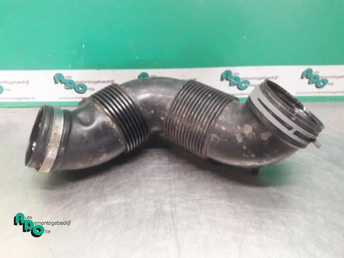 Tuyau d'aspiration air d'un Volkswagen Caddy (Caddy 10-), Volkswagen, -, 3 mois de garantie, Utilisé