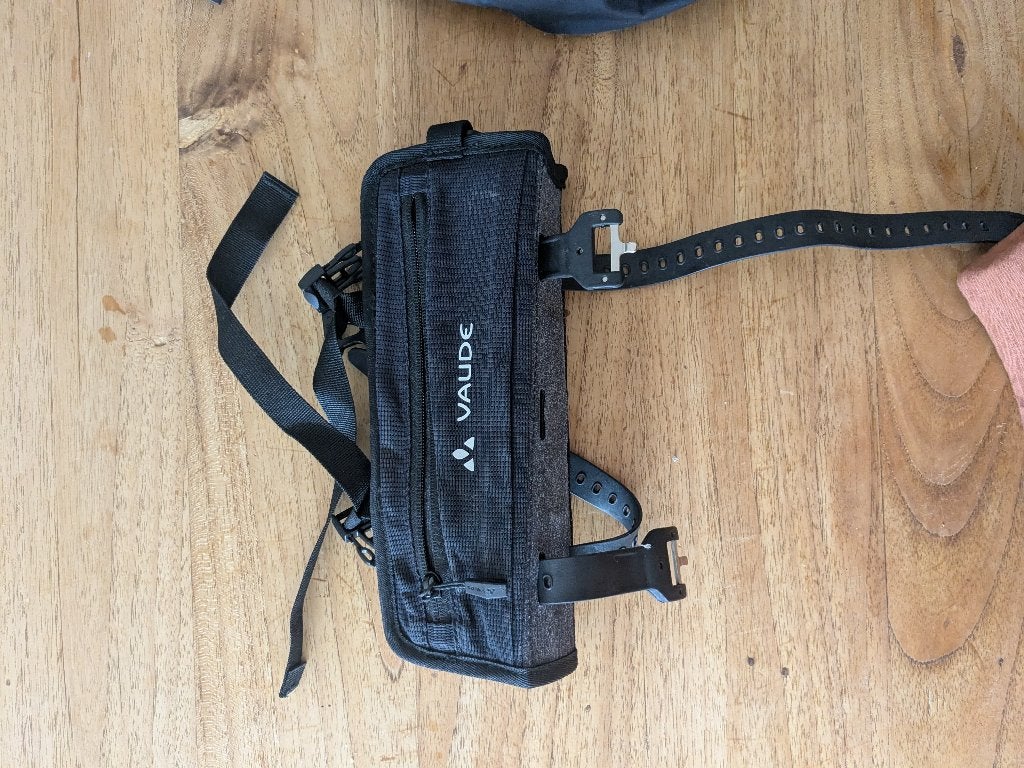 Trailguide II top tube bike bag 3 liters waterproof, Vélos & Vélomoteurs, Accessoires vélo | Sacoches, Enlèvement ou Envoi, Utilisé