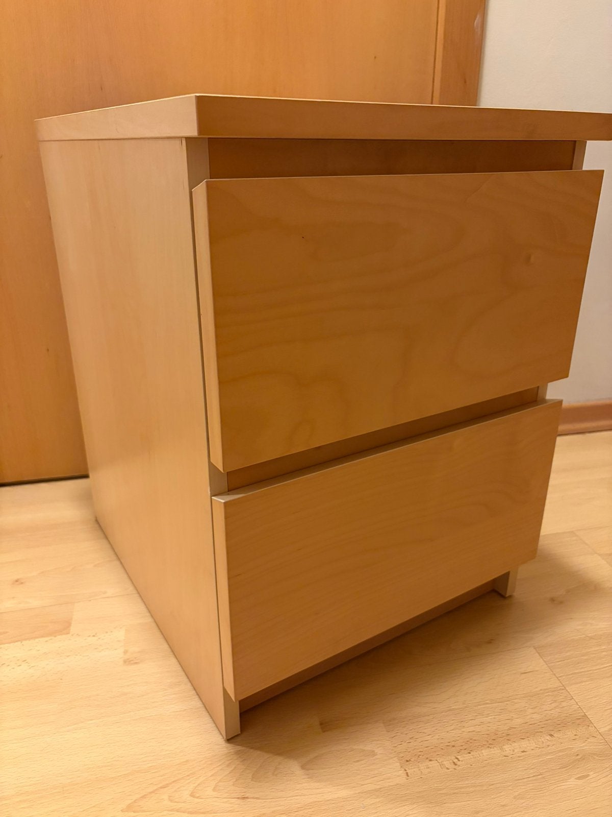 Lot de 2 Tables de nuit IKEA MALM 2 tiroirs – Très bon état, Enlèvement, Comme neuf, Bois