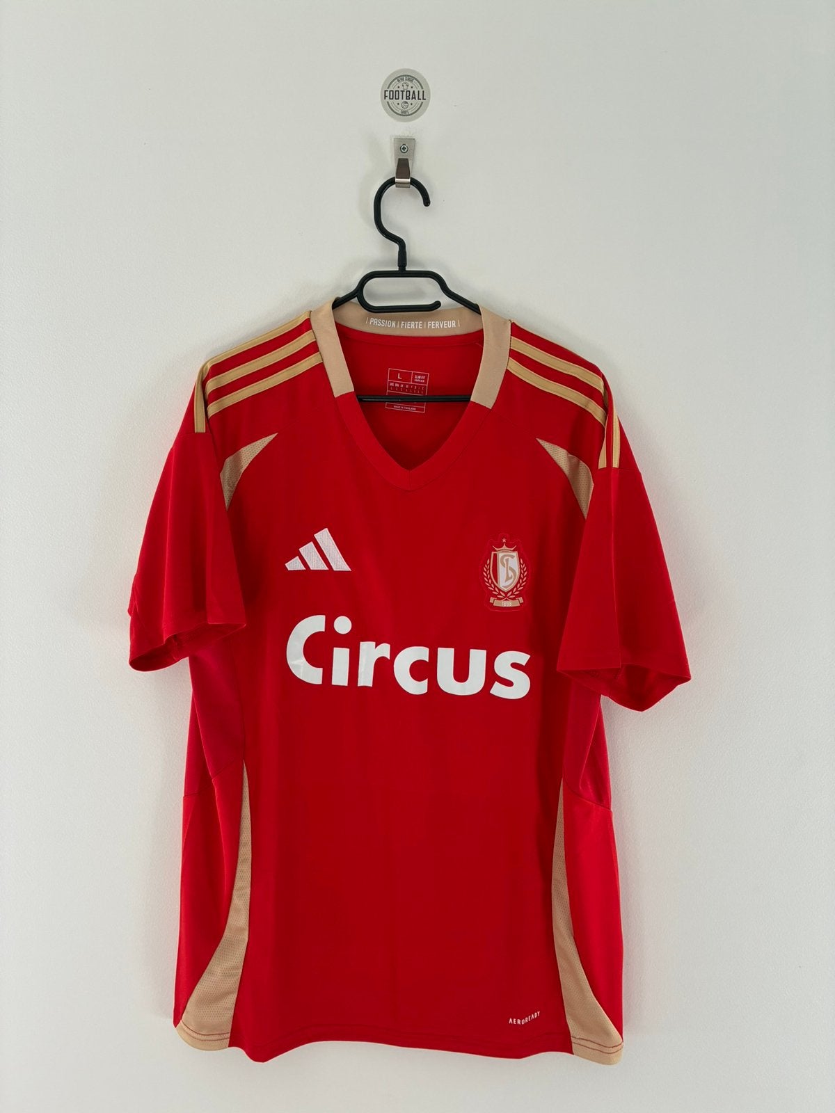 Maillot de football standard taille L adidas 2024, Sports & Fitness, Taille L, Enlèvement ou Envoi, Comme neuf