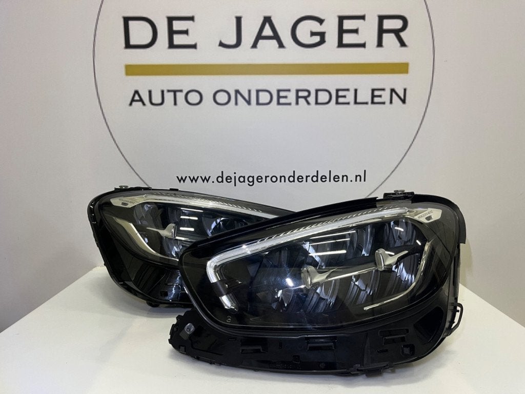 CLASSE E W213 RESTAURATION ENSEMBLE DE PHARES FULL LED HP, Mercedes-Benz AG, Mercedes-Benz, Utilisé, Mercedesstrasse 120
70372  Stuttgart, DE