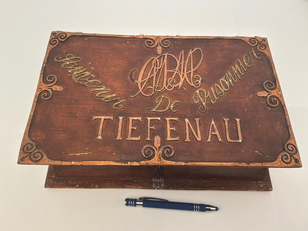 Trench art houten kistje, Verzamelen, Ophalen of Verzenden