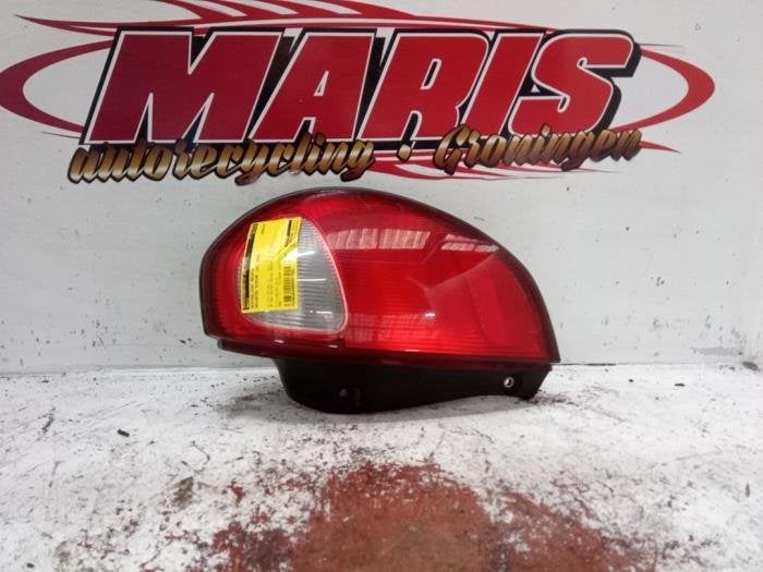 Feu arrière droit d'un Daihatsu Sirion, Daihatsu, -, -, 3 mois de garantie