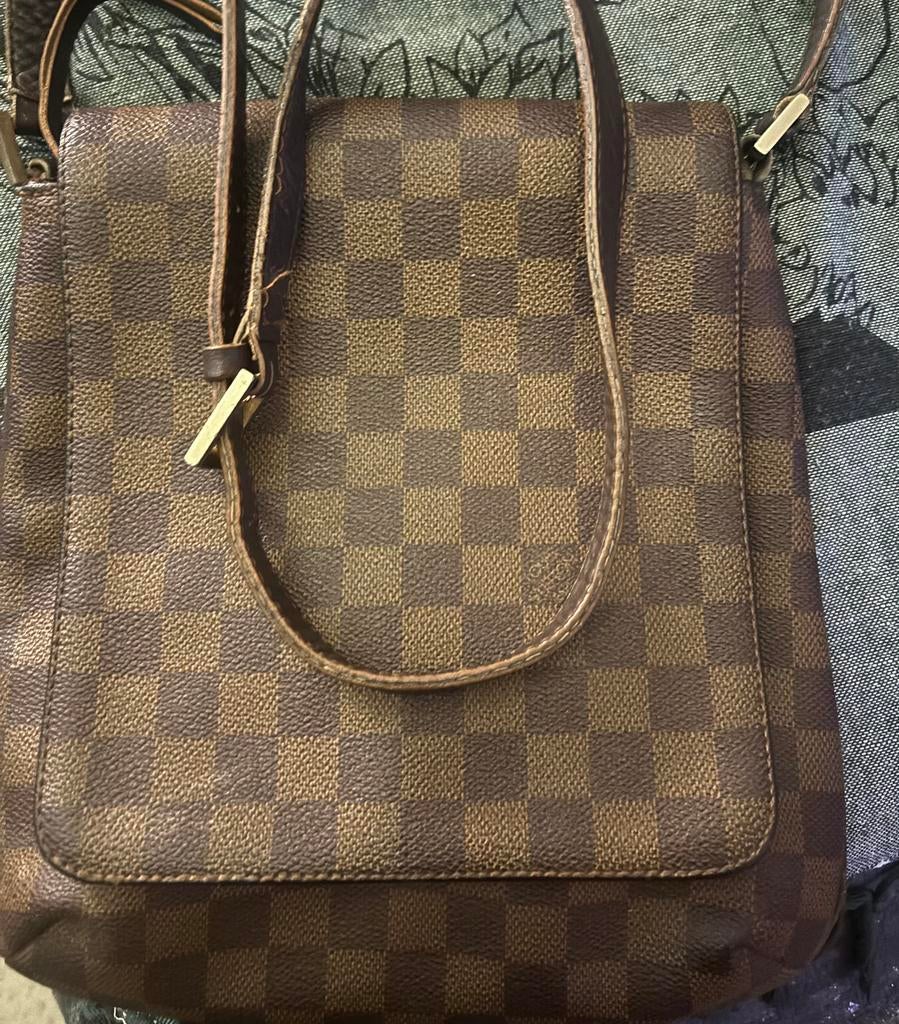 Sac lv info décrispions, Handtassen en Accessoires, Tassen | Damestassen, Ophalen of Verzenden, Gebruikt, Bruin, Schoudertasje