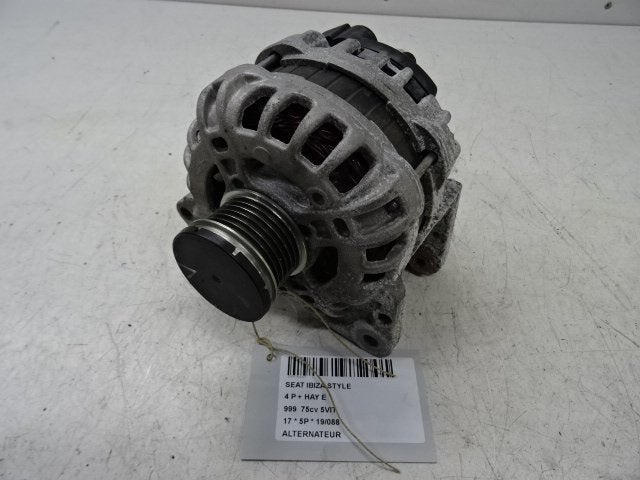 ALTERNATEUR Seat Ibiza V (KJB) (01-2017/-) (04E903025K), Seat Deutschland GmbH, Service@seat.de, Utilisé, Seat