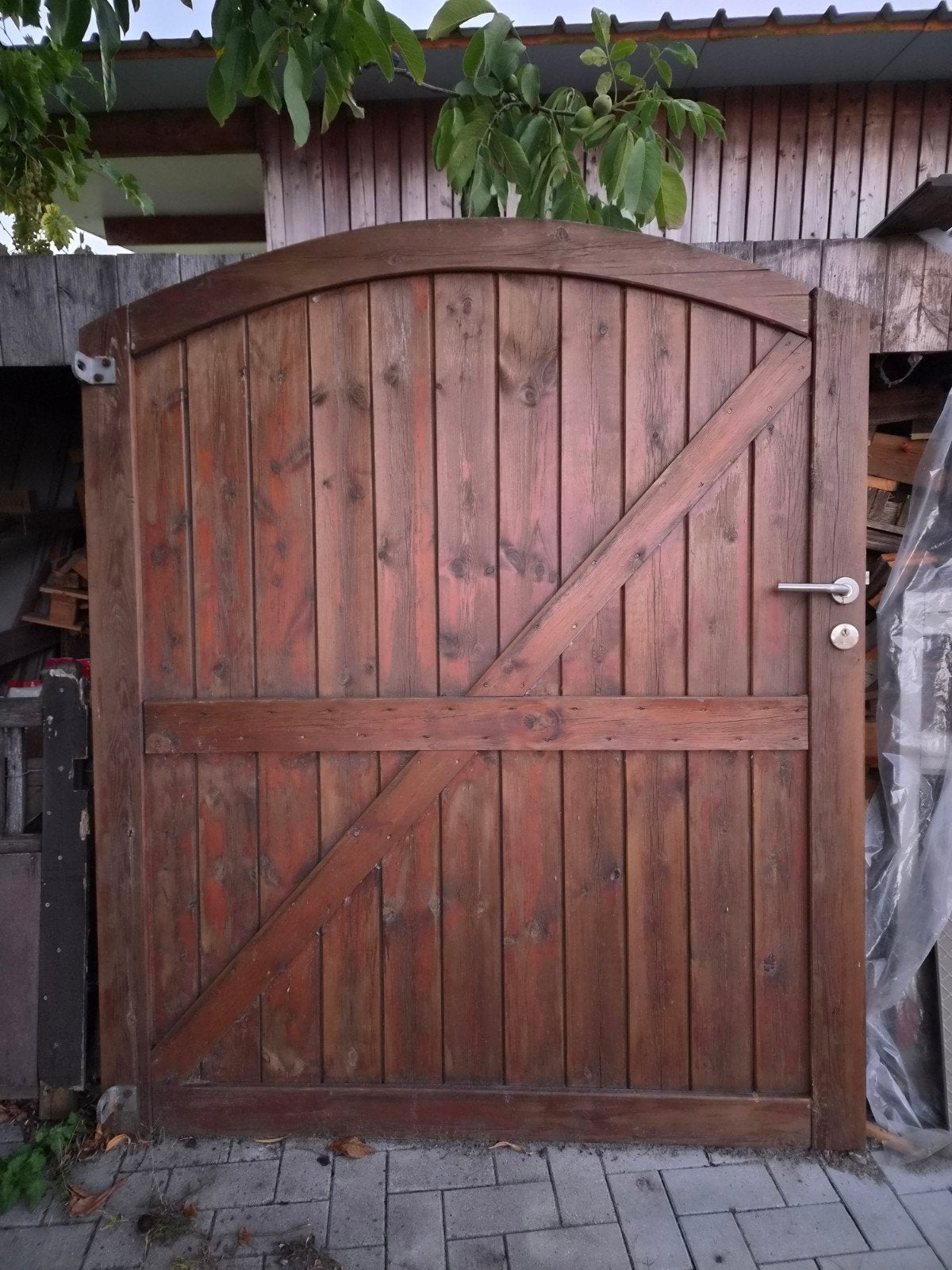 zware houten poort 190 x 160, Ophalen, Gebruikt, 150 tot 200 cm, Draaipoort