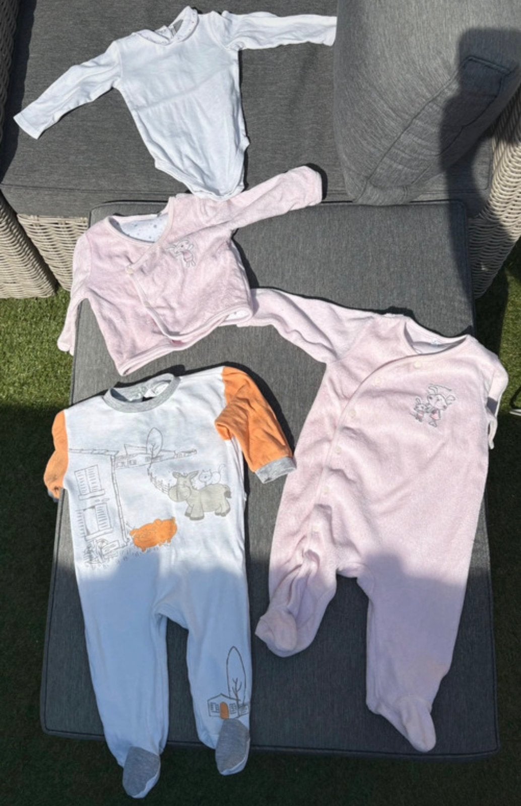 Lot vêtements bébé fille 9 mois / 74 – 4 pièces, Enfants & Bébés, Enlèvement, Utilisé, Fille, Autres types